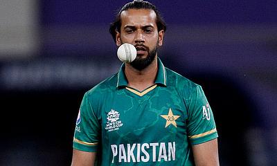 Pakistan All Rounder Imad Wasim Retires After World Cup Snub