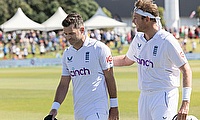 England's Broad and Anderson took 4 wickets apiece