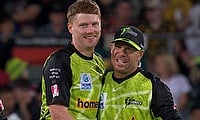 Andrews and Warner celebrate Sydney Thunder