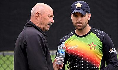 Zimbabwe coach Dave Houghton with Ryan Burl