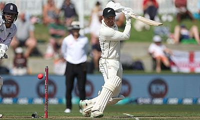 Blundell century leads New Zealand fightback