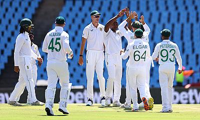 South Africa celebrate a wicket