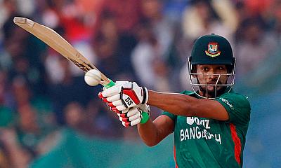 Najmul powers Bangladesh to T20 upset over England