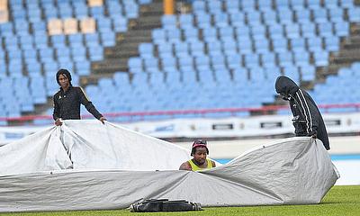 Trinbago Knight Riders vs St Kitts & Nevis Patriots  - Rain delayes play