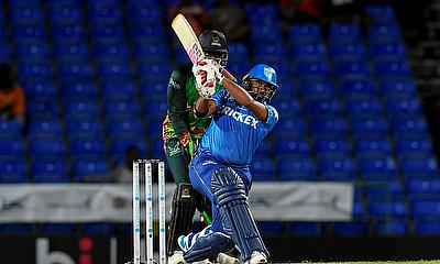 Bhanuka Rajapaksa of Saint Lucia Kings hits 6